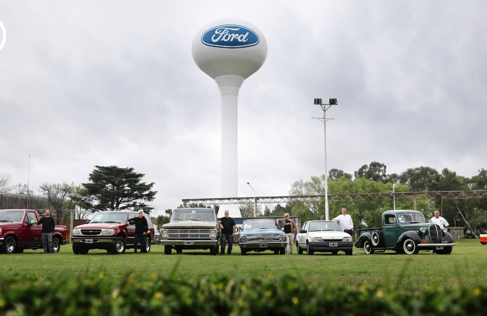 En medio del cierre de empresas del sector, el CEO de Ford avisó que las autopartes "podrían resultar más baratos si se importaran desde China"